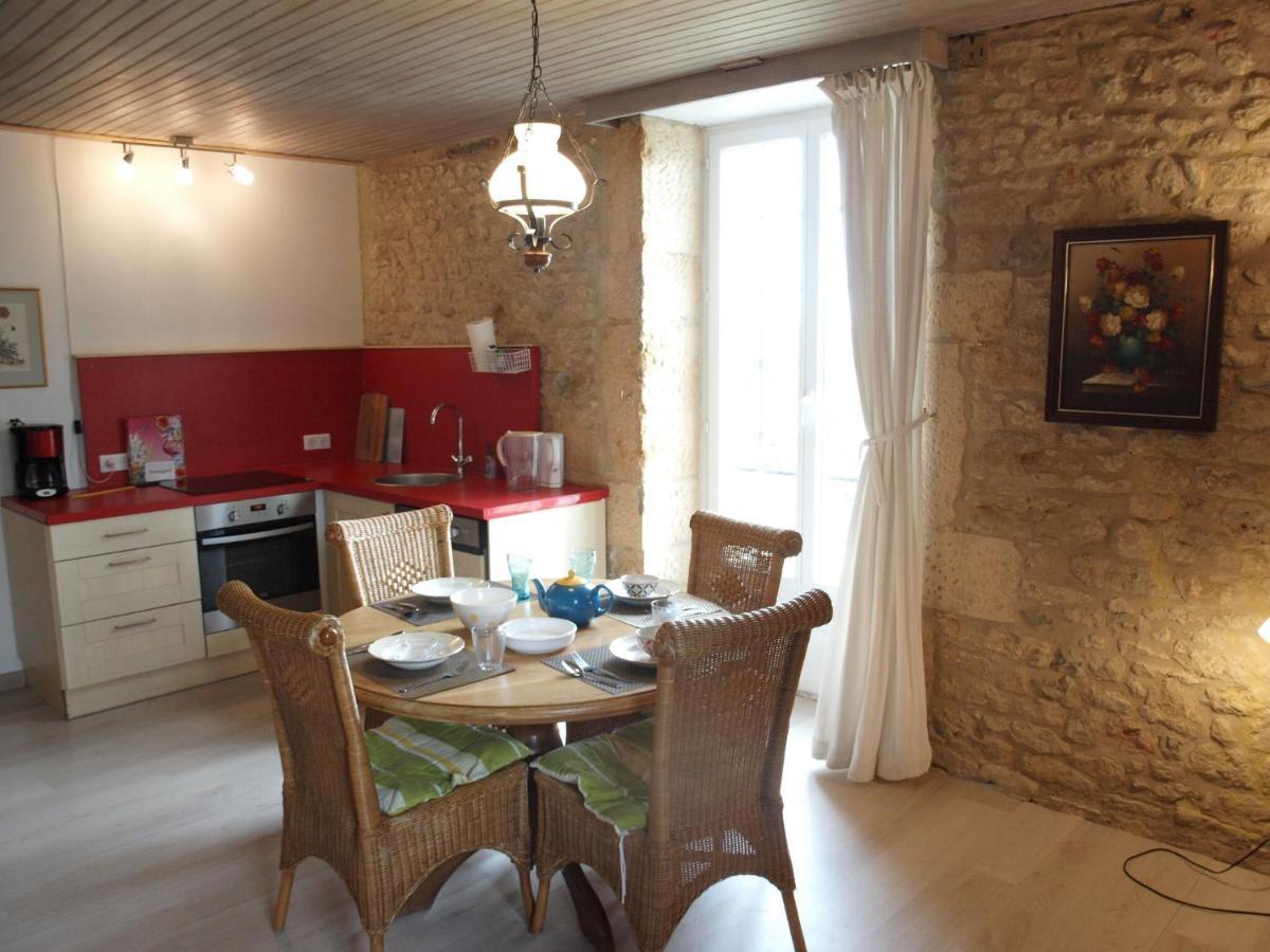Cozy Cottage In Aquitaine With Private Swimming Pool Peyzac-le-Moustier Buitenkant foto